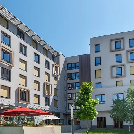 أجنحة كومفورت يونيفيرسيتيز جرينوبل 3* Saint-Martin-dʼHères
